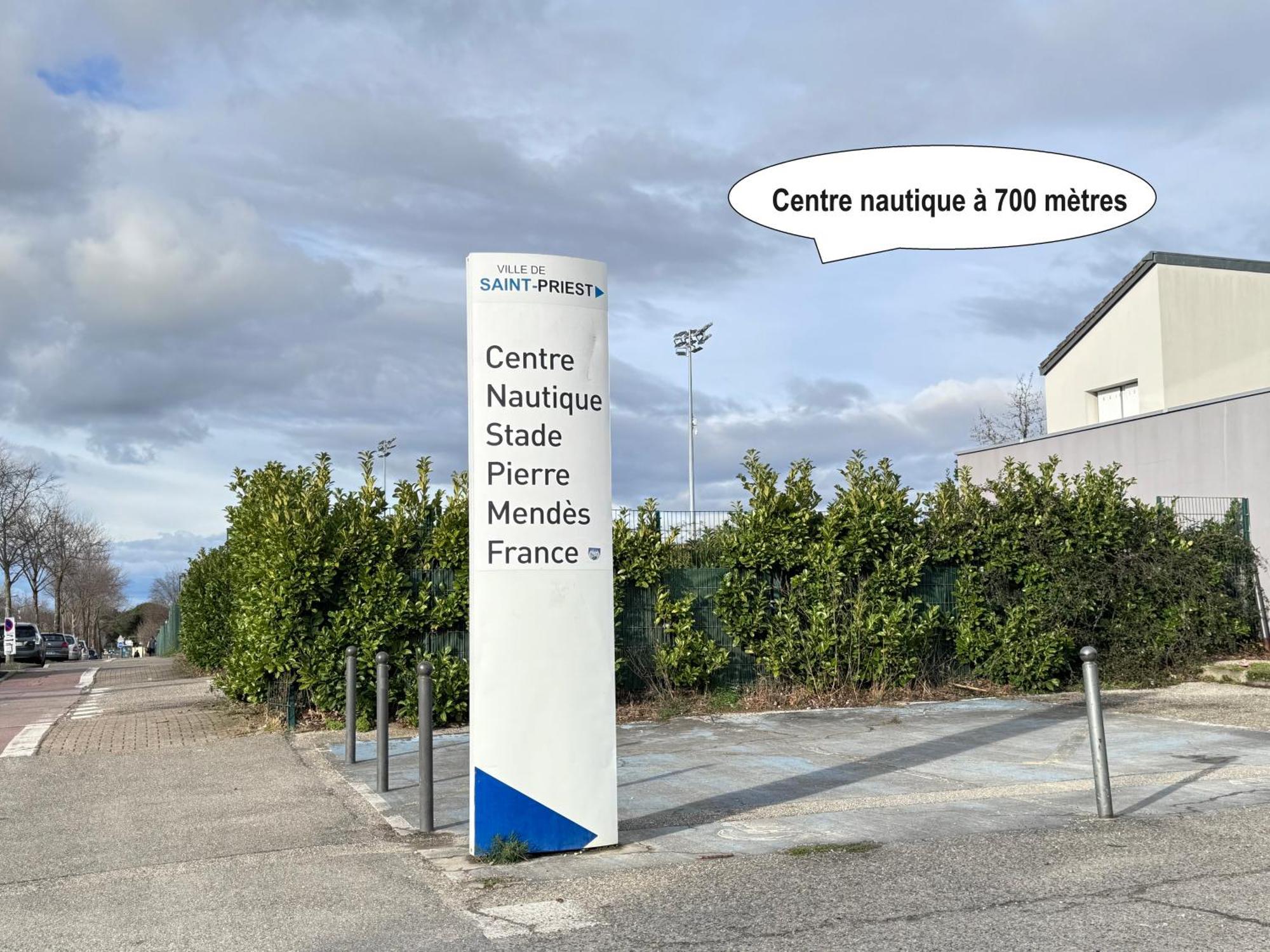 Votre Cocon Parfait A 9 Min D'Eurexpo Et 14 Min Groupama Daire Saint-Priest  Dış mekan fotoğraf